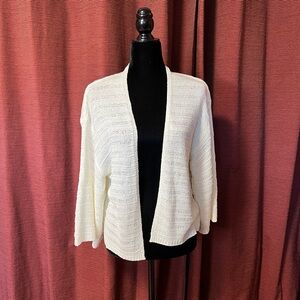 NWT Do Everything In Love Sweater